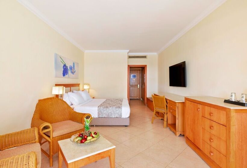 اتاق سوپریور با چشم‌انداز استخر, Pickalbatros Royal Grand Sharm  Adults Friendly 16 Years Plus