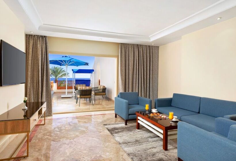 سوئیت رویال, Pickalbatros Royal Grand Sharm  Adults Friendly 16 Years Plus