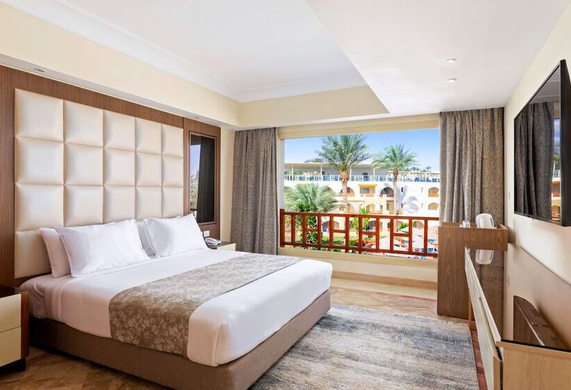 سوئیت رویال, Pickalbatros Royal Grand Sharm  Adults Friendly 16 Years Plus