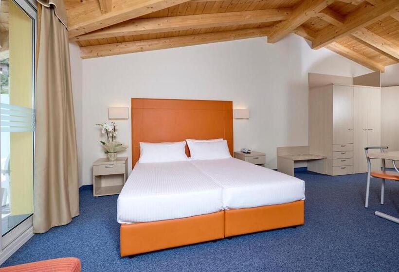 غرفة سوبيريور, Royal Village