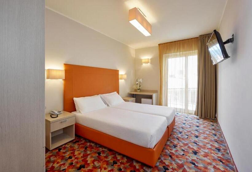 غرفة سوبيريور إطلالة على البحيرة, Royal Village