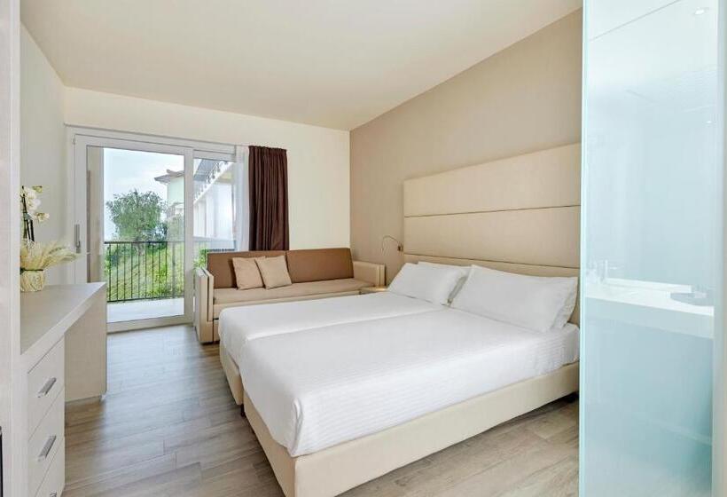 غرفة سوبيريور إطلالة على البحيرة, Royal Village