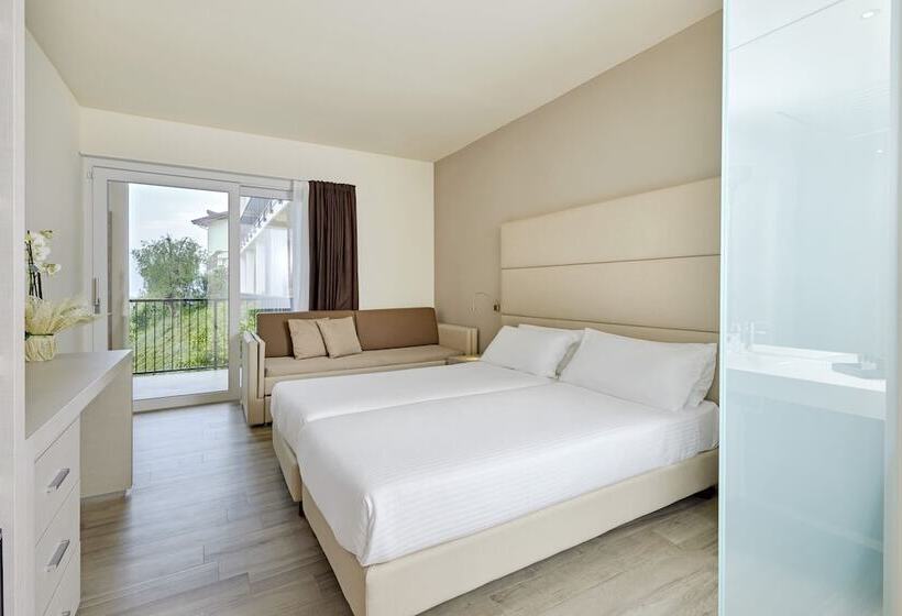 غرفة سوبيريور إطلالة على البحيرة, Royal Village