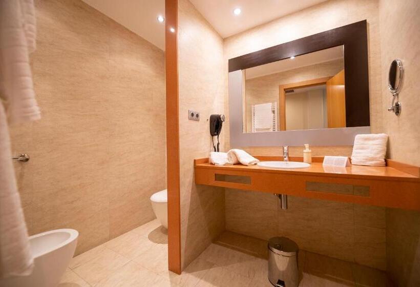 اتاق استاندارد, Nastasi Hotel & Spa