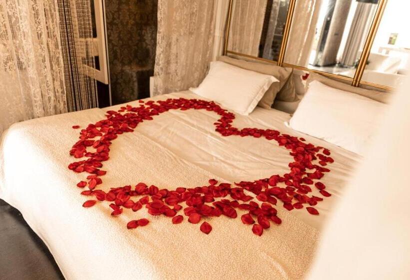 سوییت, Nastasi Hotel & Spa