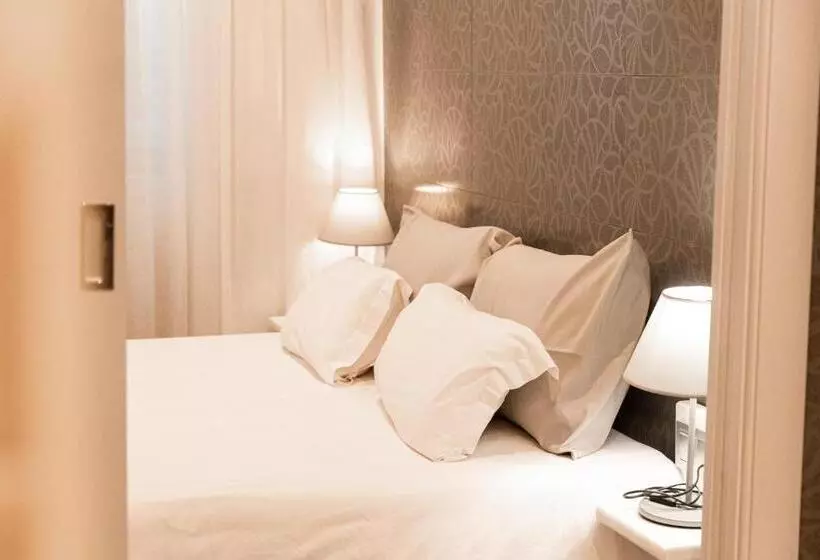 اتاق استاندارد اینتریور, Nastasi Hotel & Spa