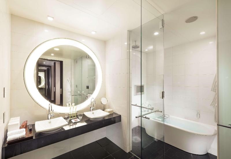 سوییت, Nastasi Hotel & Spa