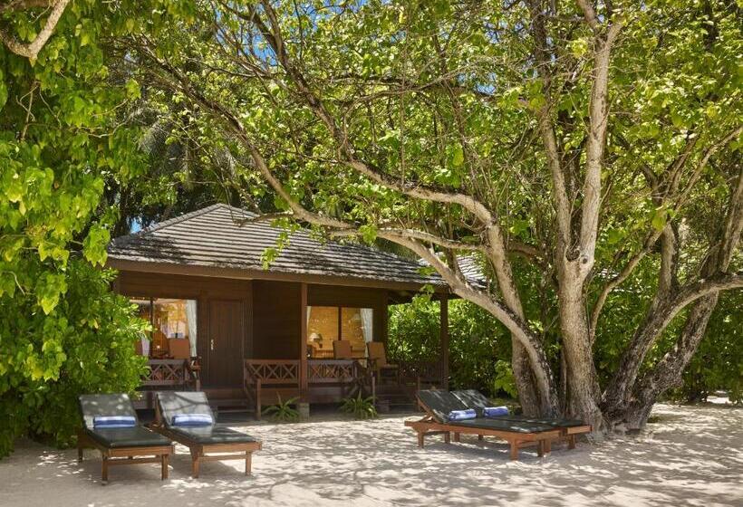 Egyszobás Villa, Royal Island Resort & Spa