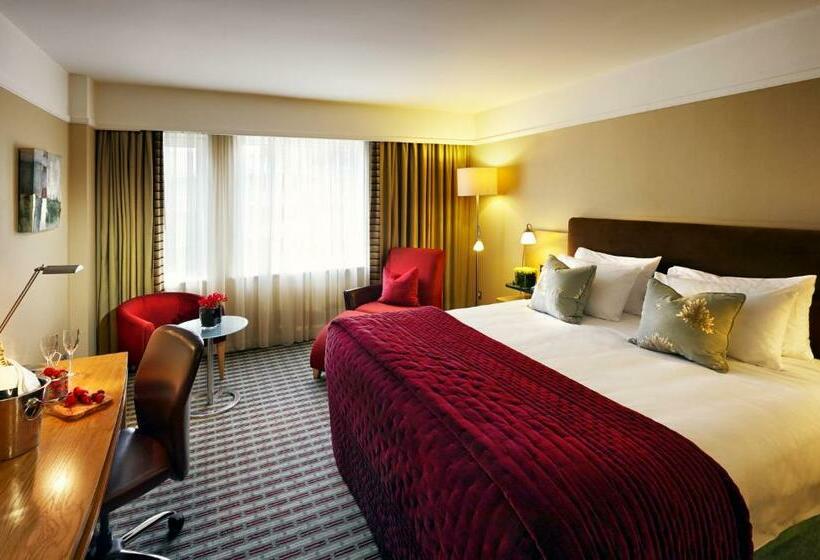 חדר דלוקס, The Croke Park