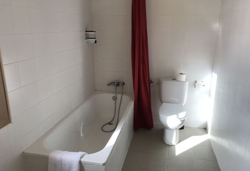 ファミリールーム, Albergue Pirenarium   Hostel