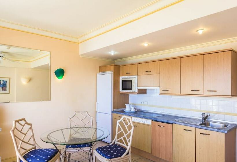 带1个卧室的高级公寓, Apartamentos Bluebay Beach Club