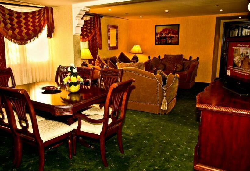 سوییت, Arabian Courtyard Hotel & Spa