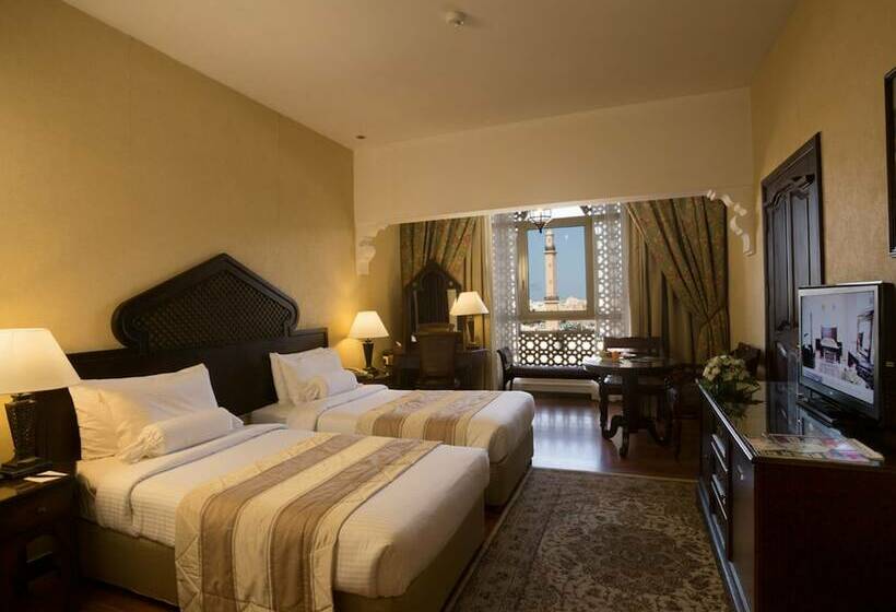 اتاق لوکس, Arabian Courtyard Hotel & Spa