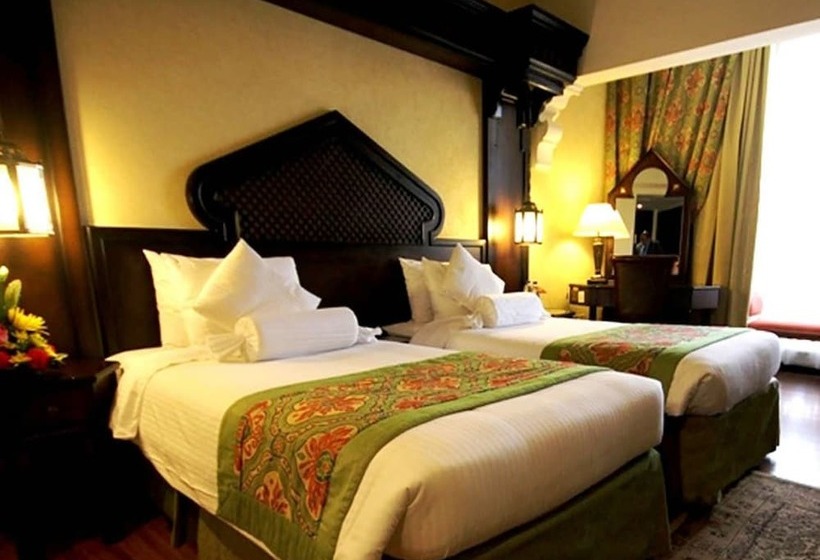 اتاق لوکس, Arabian Courtyard Hotel & Spa