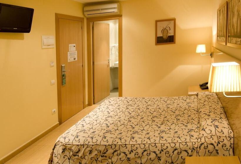 标准间, Ciutat De Sant Adria