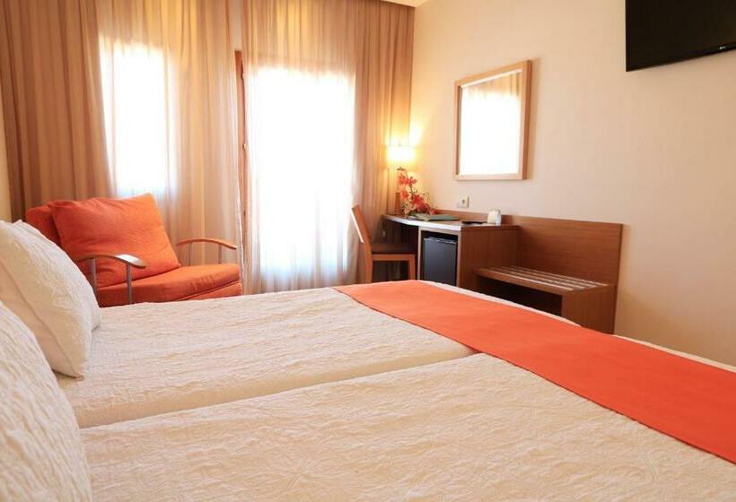 スタンダードルーム, Monarque Costa Narejos