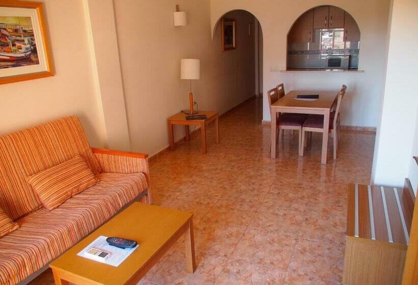 ファミリールーム, Monarque Costa Narejos