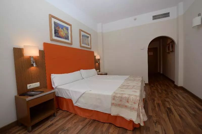 اتاق استاندارد, Monarque Costa Narejos