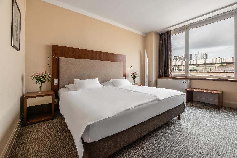 سوییت جونیور, Eurostars U