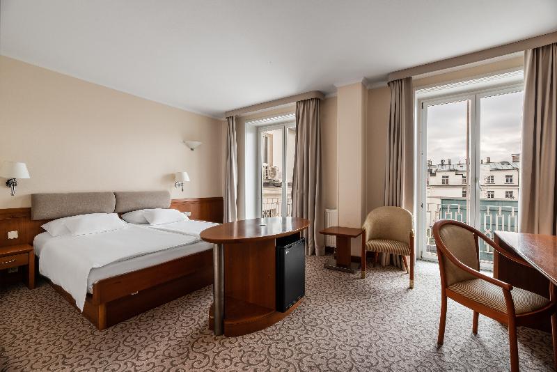 اتاق اجرایی, Eurostars U