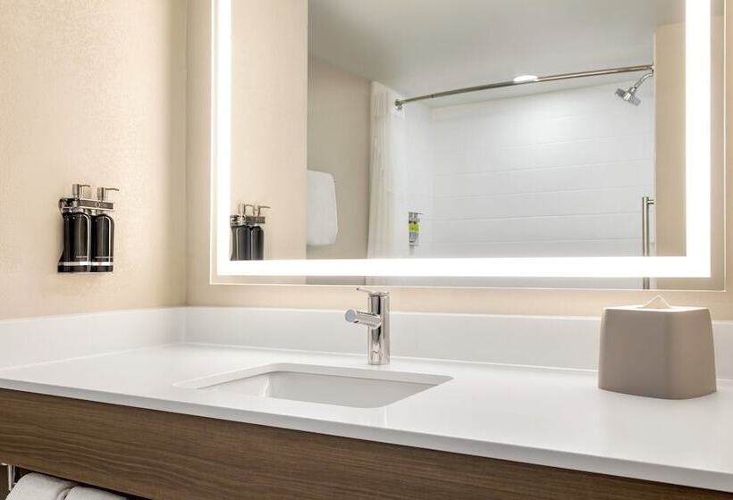 Номер Стандарт, Holiday Inn Express Hotel & Suites Fort Pierce West, An Ihg