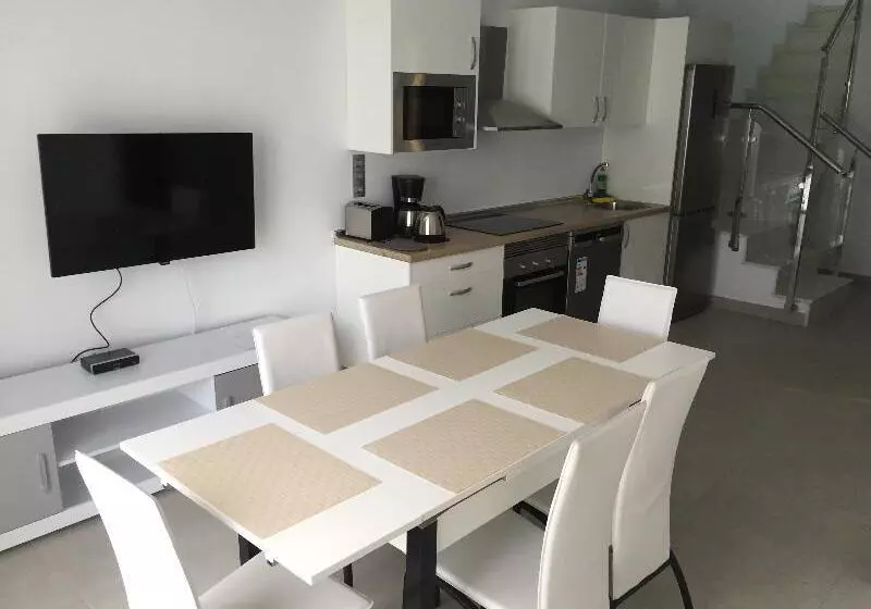 デラックススイート, Holiday Inn Express Hotel & Suites Fort Pierce West, An Ihg