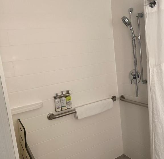 غرفة قياسية لذوى الاحتياجات الخاصة, Holiday Inn Express Hotel & Suites Hermosa Beach, An Ihg