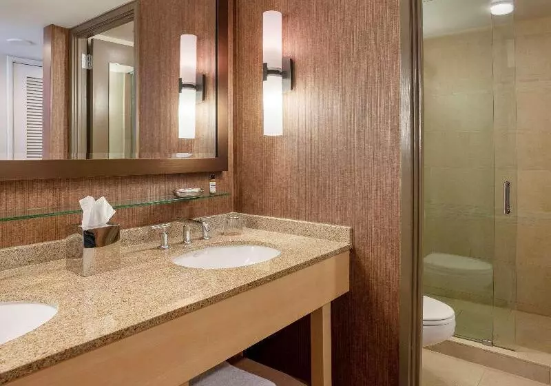 سوئیت با تخت بزرگ, Holiday Inn Express Hotel & Suites Hermosa Beach, An Ihg
