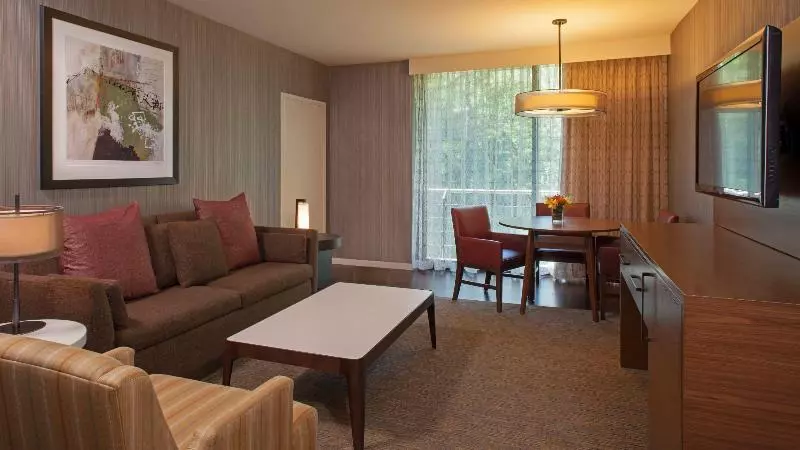 سوئیت با تخت بزرگ, Holiday Inn Express Hotel & Suites Hermosa Beach, An Ihg