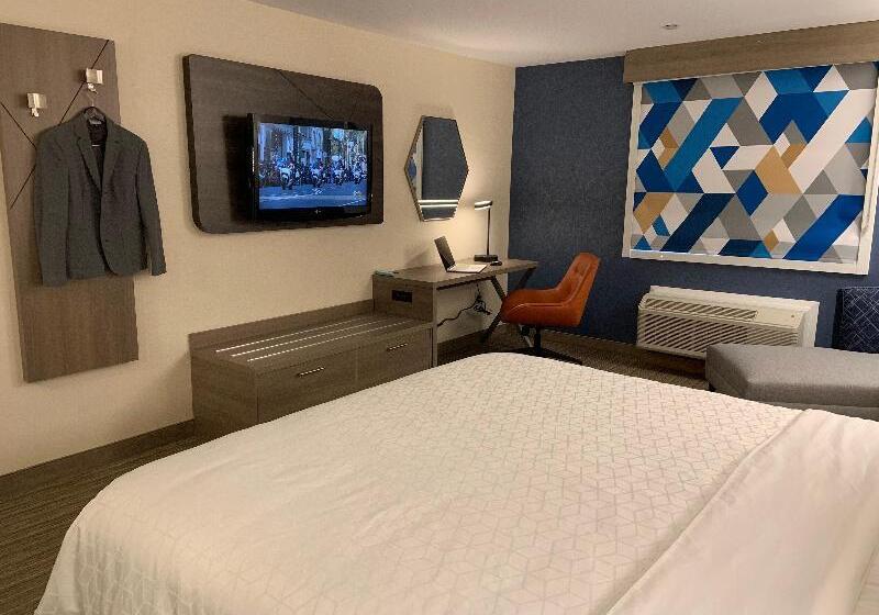 Номер Стандарт Кровать Кинг Адаптированный для Инвалидов, Holiday Inn Express Hotel & Suites Hermosa Beach, An Ihg