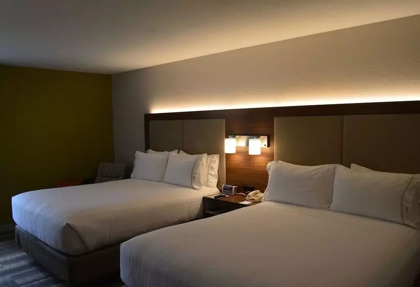 ２ダブルベッドのスタンダードルーム, Holiday Inn Express Hotel & Suites Jacksonville South, An Ihg