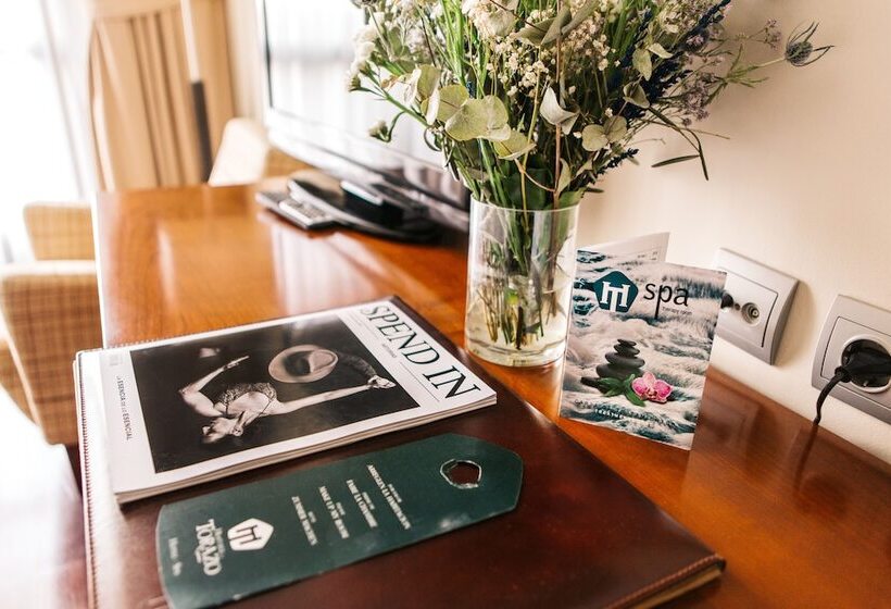 جناح جونيور, Hosteria De Torazo Nature Hotel & Spa