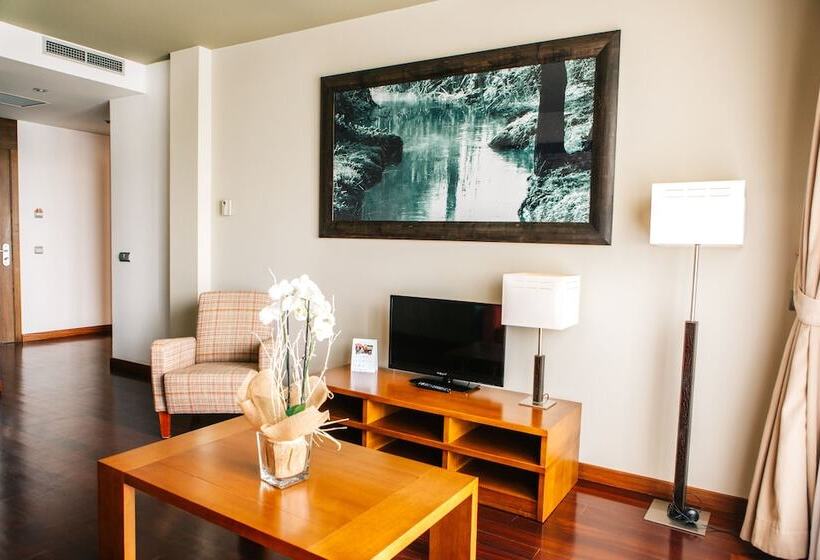 جناح جونيور, Hosteria De Torazo Nature Hotel & Spa