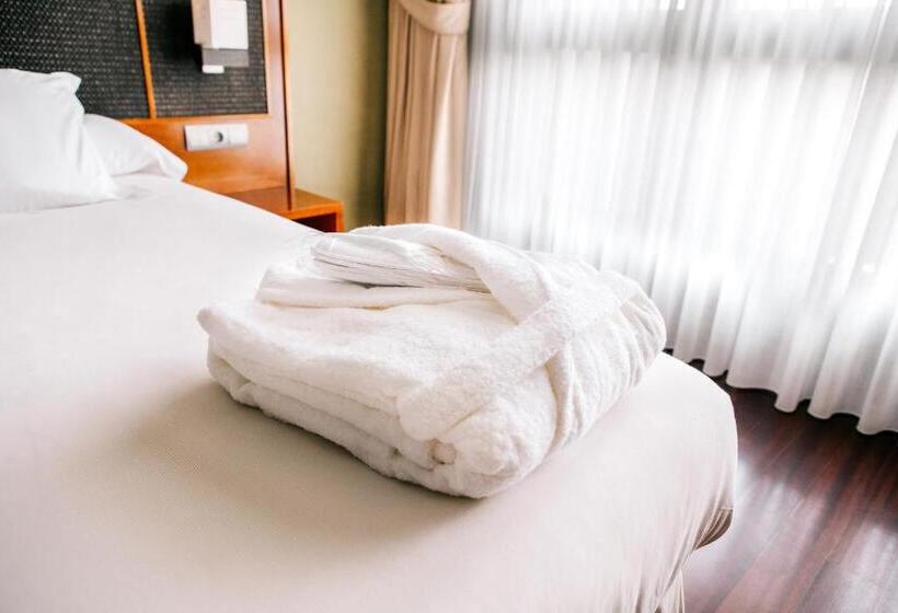 جناح جونيور, Hosteria De Torazo Nature Hotel & Spa