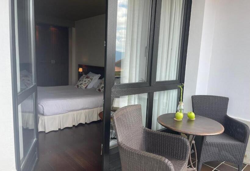 غرفة قياسية مزوَّدة بتراس, Hosteria De Torazo Nature Hotel & Spa