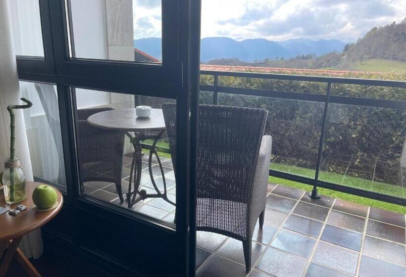 غرفة قياسية مزوَّدة بتراس, Hosteria De Torazo Nature Hotel & Spa