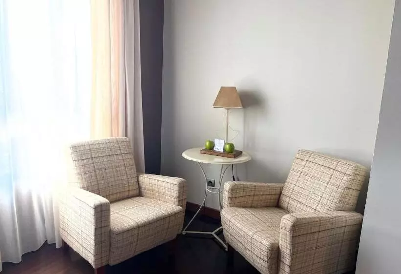 バスタブ付きスーペリアールーム, Hosteria De Torazo Nature Hotel & Spa