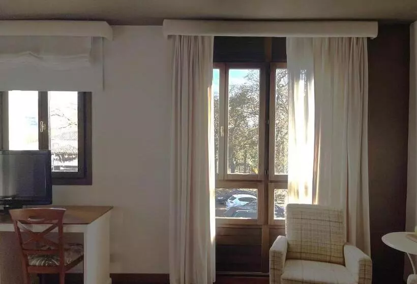 バスタブ付きスーペリアールーム, Hosteria De Torazo Nature Hotel & Spa