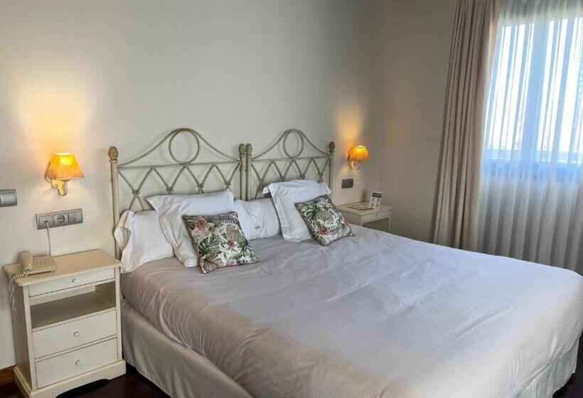 수피리어 자쿠지 룸, Hosteria De Torazo Nature Hotel & Spa