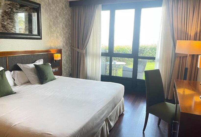 주니어 스위트, Hosteria De Torazo Nature Hotel & Spa