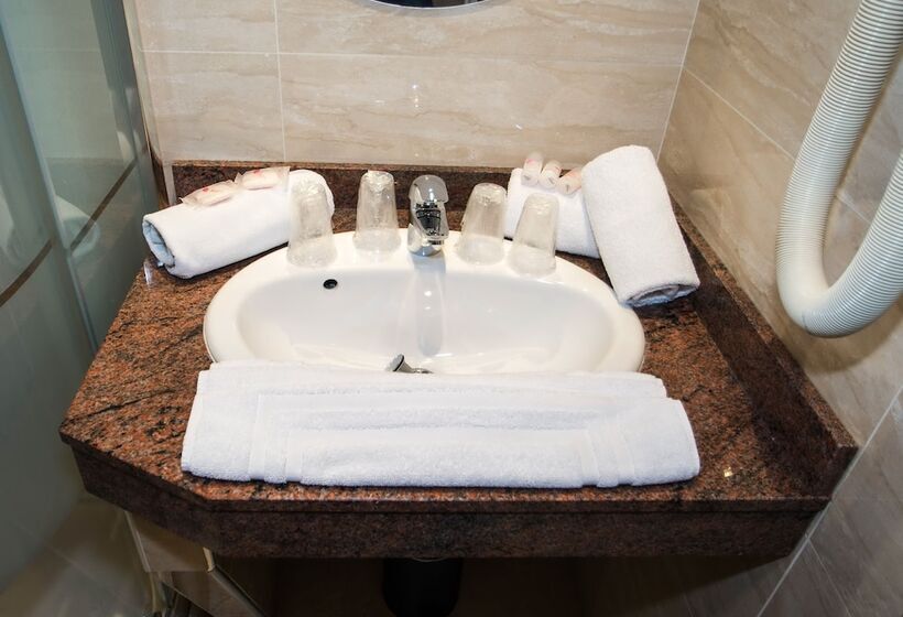 テラス付スーペリアルーム, Parisien