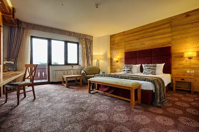 山の見えるジュニアスイート, Kempinski Hotel Grand Arena Bansko