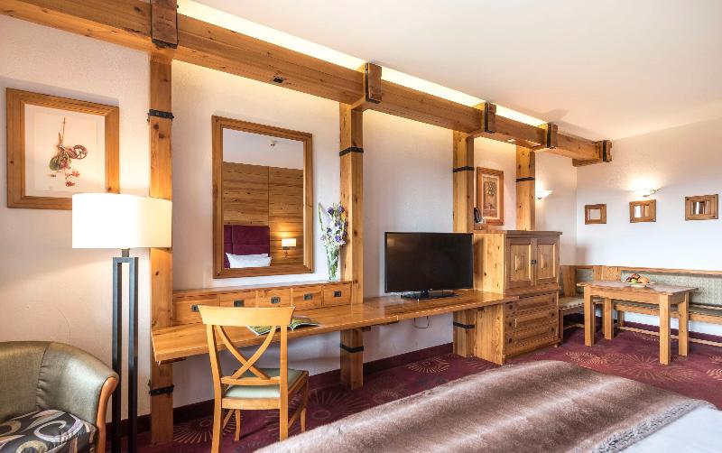 Номер Executive, Kempinski Hotel Grand Arena Bansko
