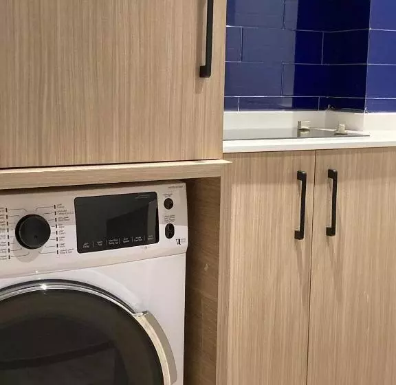 سوئیت اجرایی با تخت کینگ, La Quinta By Wyndham Dubai Jumeirah