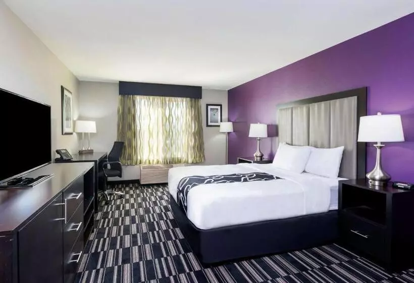 身障者適用スタンダードルーム, La Quinta By Wyndham Fairfield Napa Valley