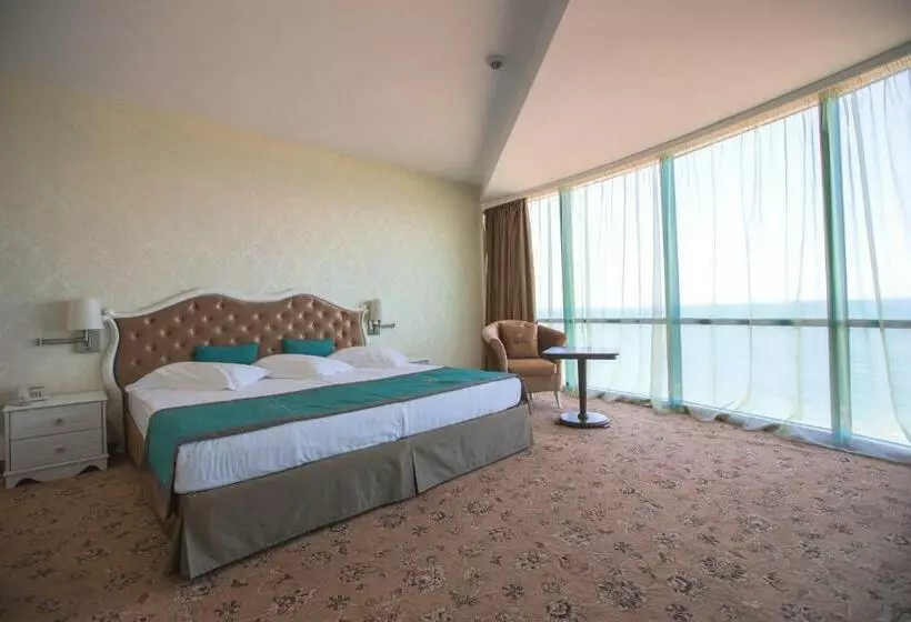 デラックススイート, Marina Grand Beach Hotel   All Inclusive