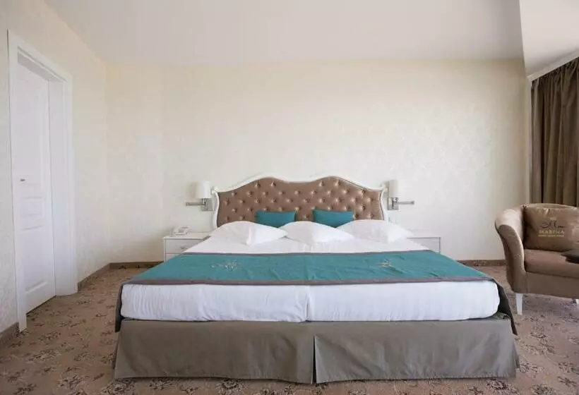 デラックススイート, Marina Grand Beach Hotel   All Inclusive