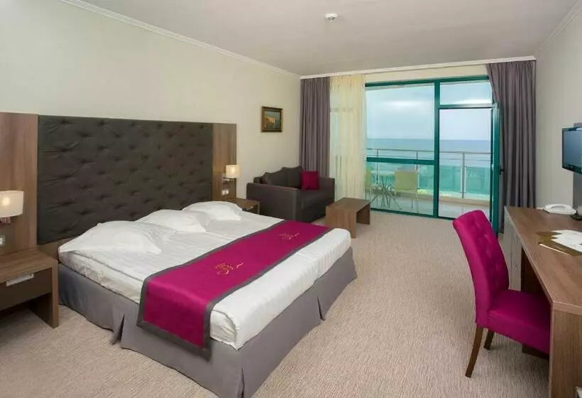 オーシャンビュースタンダードルーム, Marina Grand Beach Hotel   All Inclusive