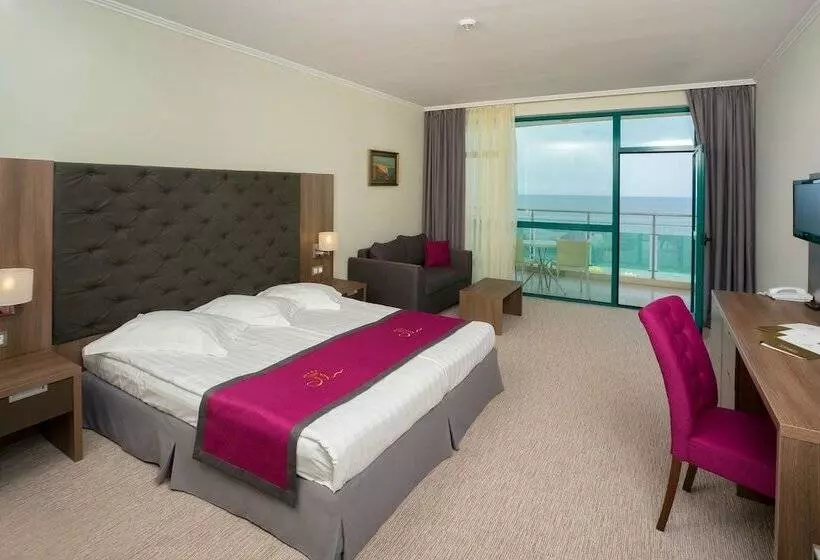 オーシャンビュースタンダードルーム, Marina Grand Beach Hotel   All Inclusive