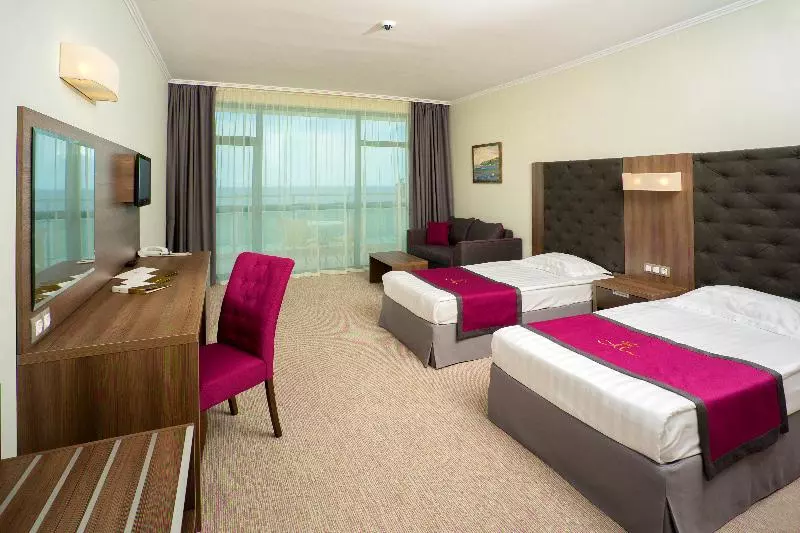 オーシャンビュースタンダードルーム, Marina Grand Beach Hotel   All Inclusive